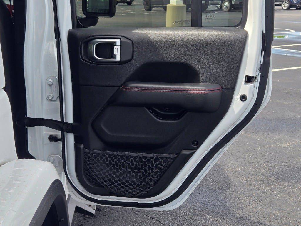 Used 2020 Jeep Wrangler Unlimited Rubicon AWD/4WD image 9