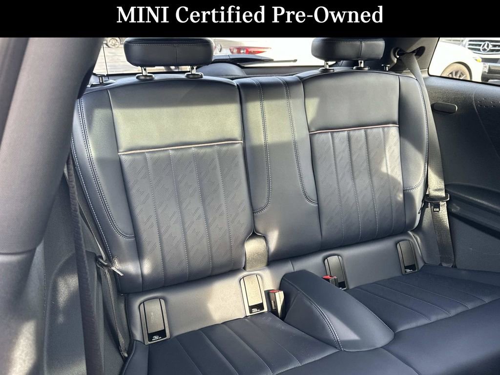 Used 2025 MINI Cooper 2-Door Hardtop image 26