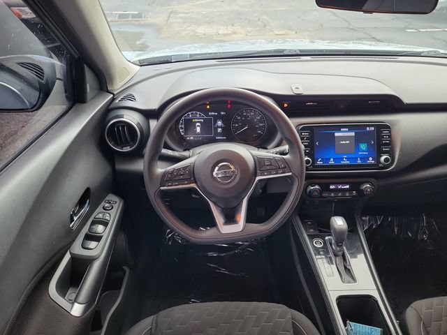 Used 2021 Nissan Kicks SV FWD image 11
