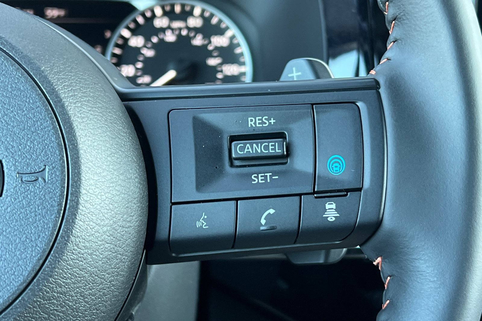 Certified 2025 Nissan Pathfinder Rock Creek image 39