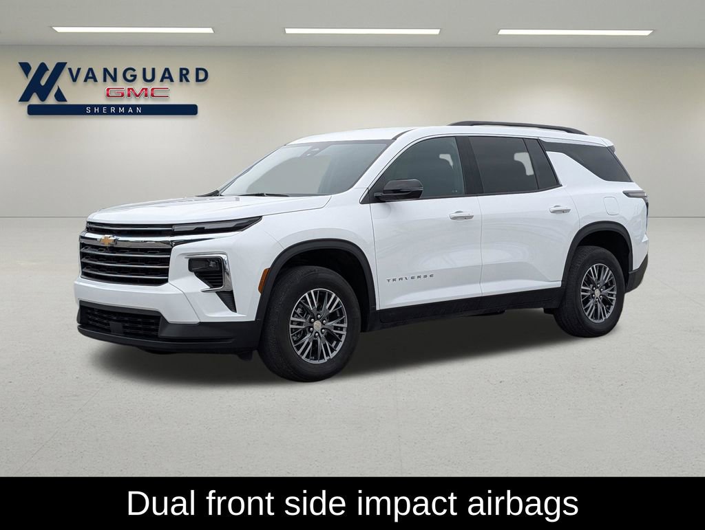 Used 2025 Chevrolet Traverse LT image 3