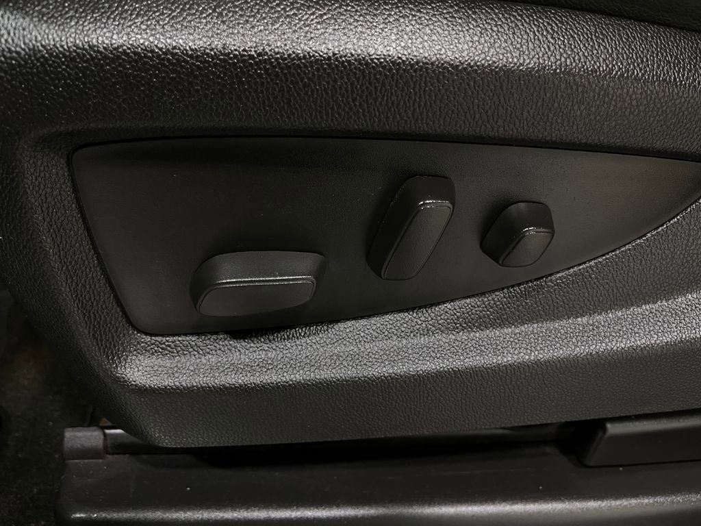 Used 2016 Chevrolet Tahoe LT w/ Off-Road Package image 19