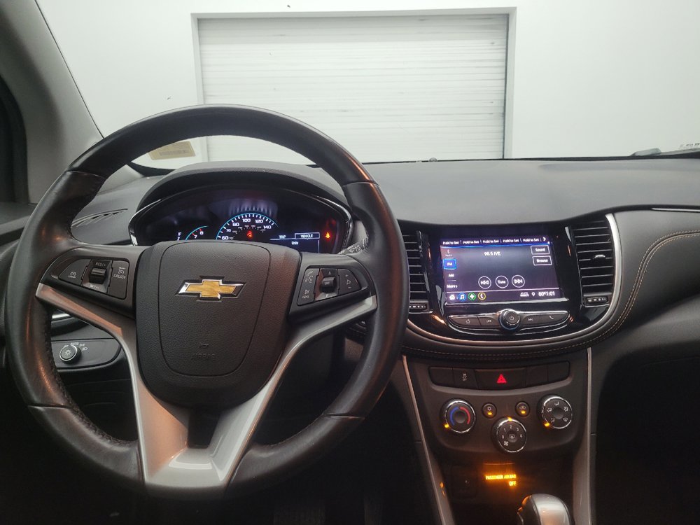 Used 2022 Chevrolet Trax LT w/ Driver Confidence Package AWD/4WD image 22