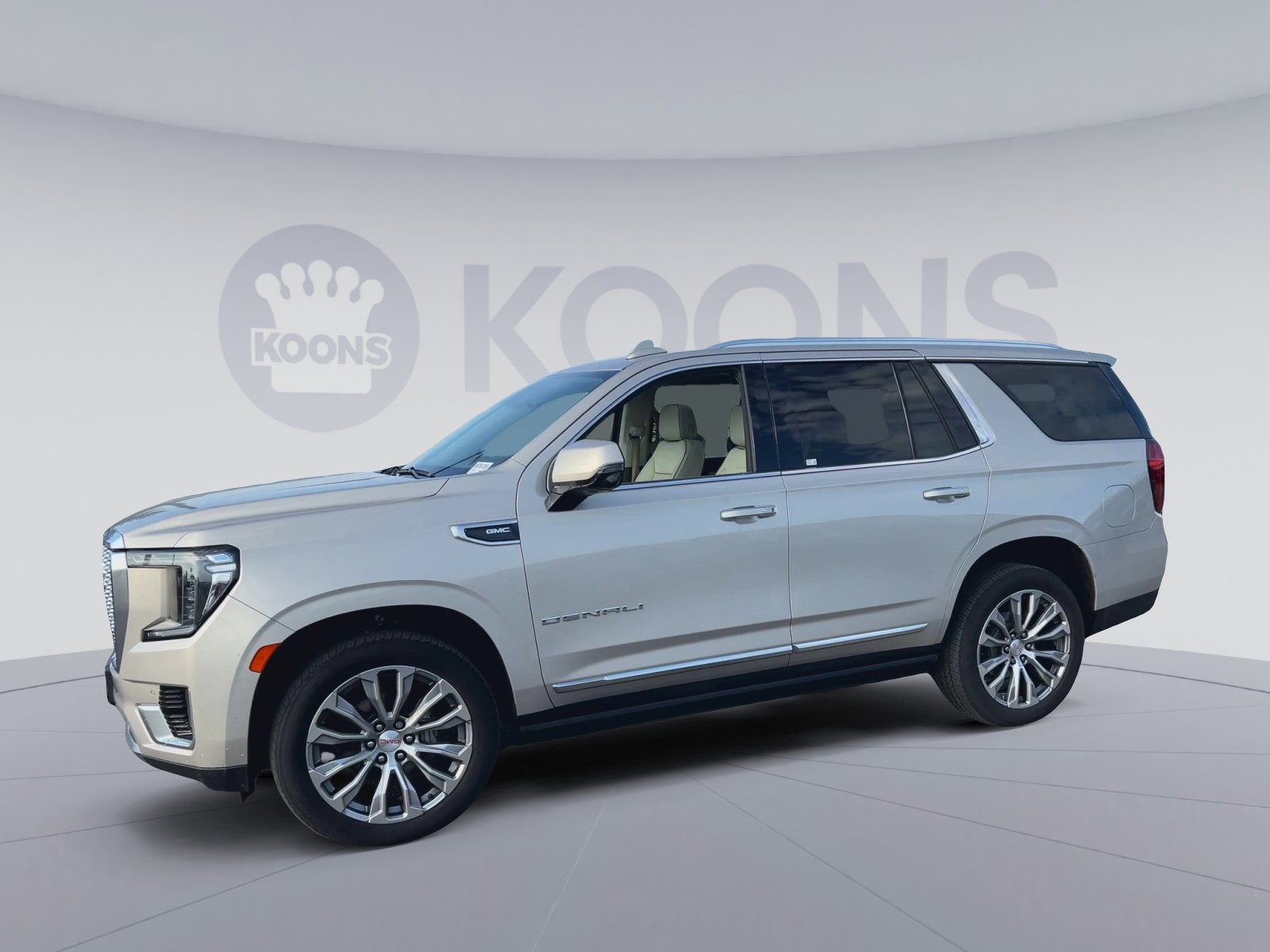 Used 2021 GMC Yukon Denali w/ Denali Premium Package image 7