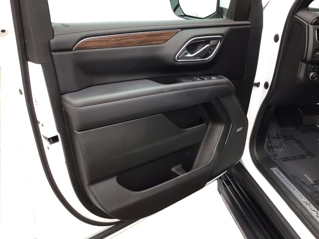 Used 2023 Chevrolet Tahoe High Country AWD/4WD image 20