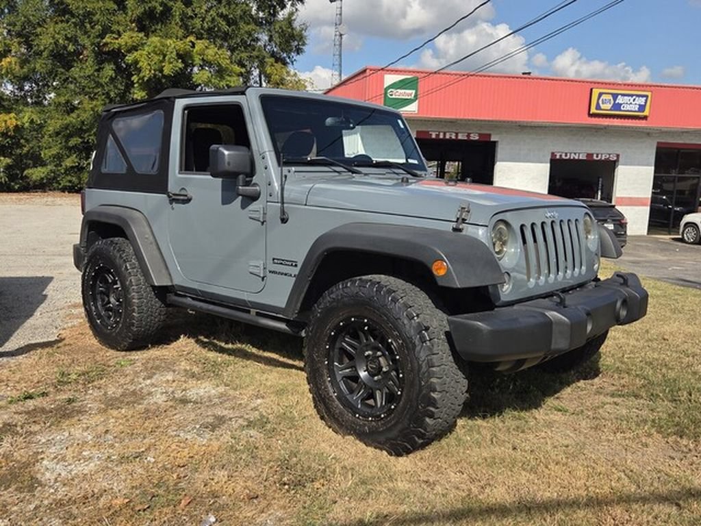 Used 2015 Jeep Wrangler Sport w/ Quick Order Package 23S AWD/4WD image 12