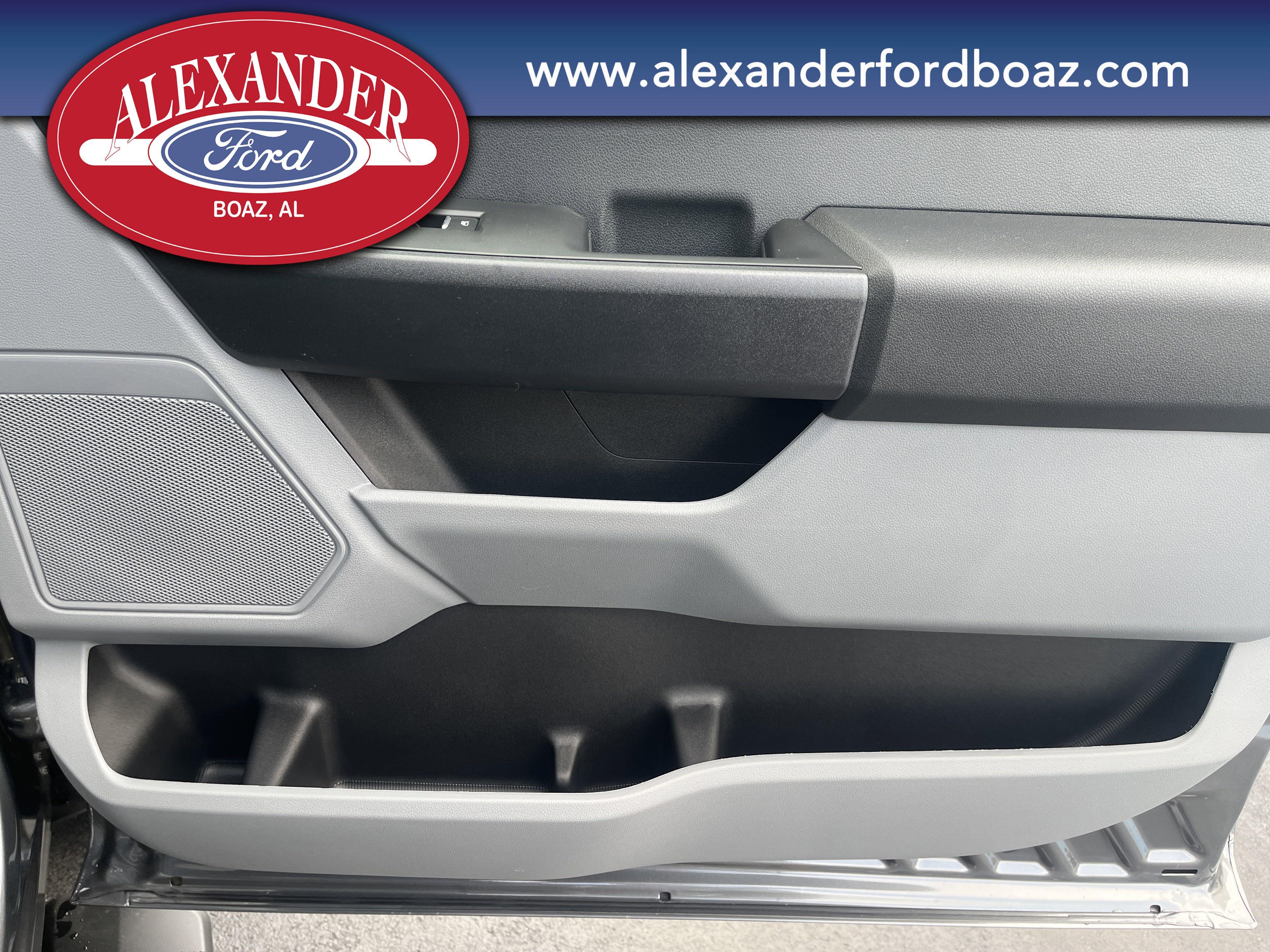 New 2025 Ford F350 XL w/ XL Chrome Package image 18