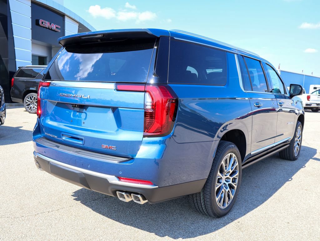 New 2026 GMC Yukon XL Denali w/ Denali Reserve Package AWD/4WD image 3