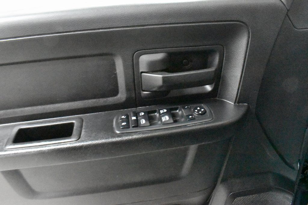 Used 2018 RAM 1500 Express image 18