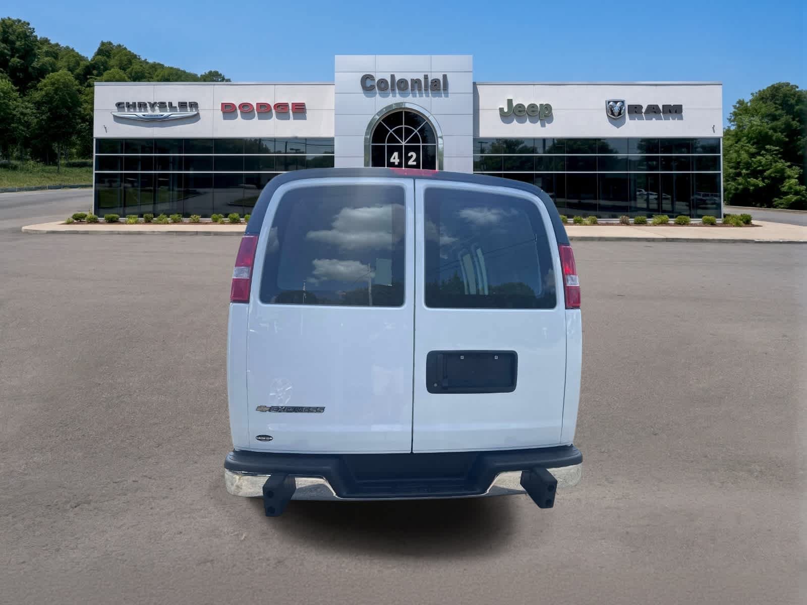 Used 2025 Chevrolet Express 2500 w/ Driver Convenience Package RWD image 6