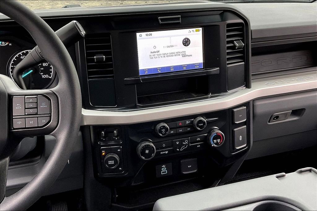 New 2026 Ford F250 XL image 3
