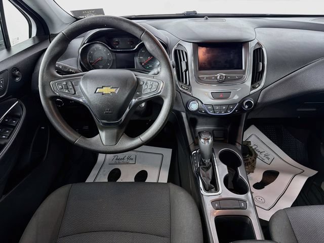 Used 2019 Chevrolet Cruze LT FWD image 21