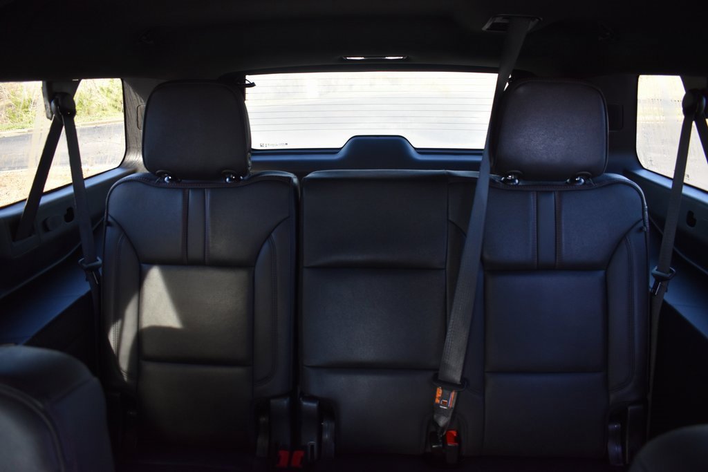 Certified 2024 Chevrolet Suburban RST w/ Luxury Package image 12