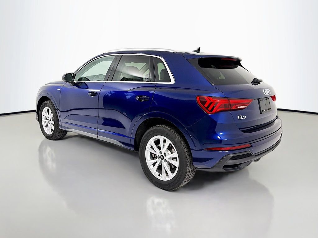Certified 2025 Audi Q3 2.0T Premium Plus w/ Premium Plus Package image 5