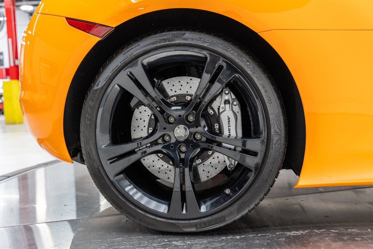 Used 2014 McLaren MP4-12C Spider RWD image 86