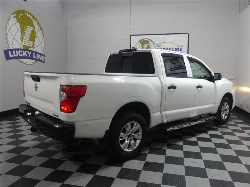 Used 2022 Nissan Titan S w/ S Utility Package image 9