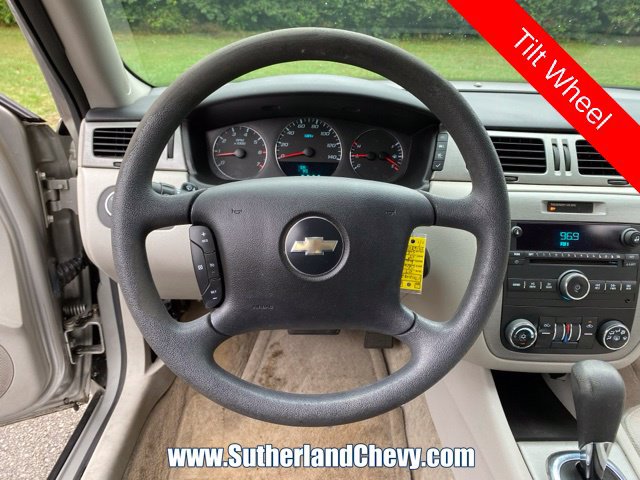 Used 2007 Chevrolet Impala LT FWD image 18