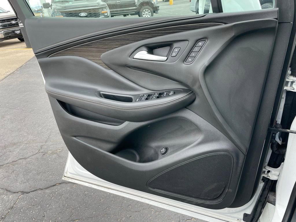 Used 2017 Buick Envision Essence image 51