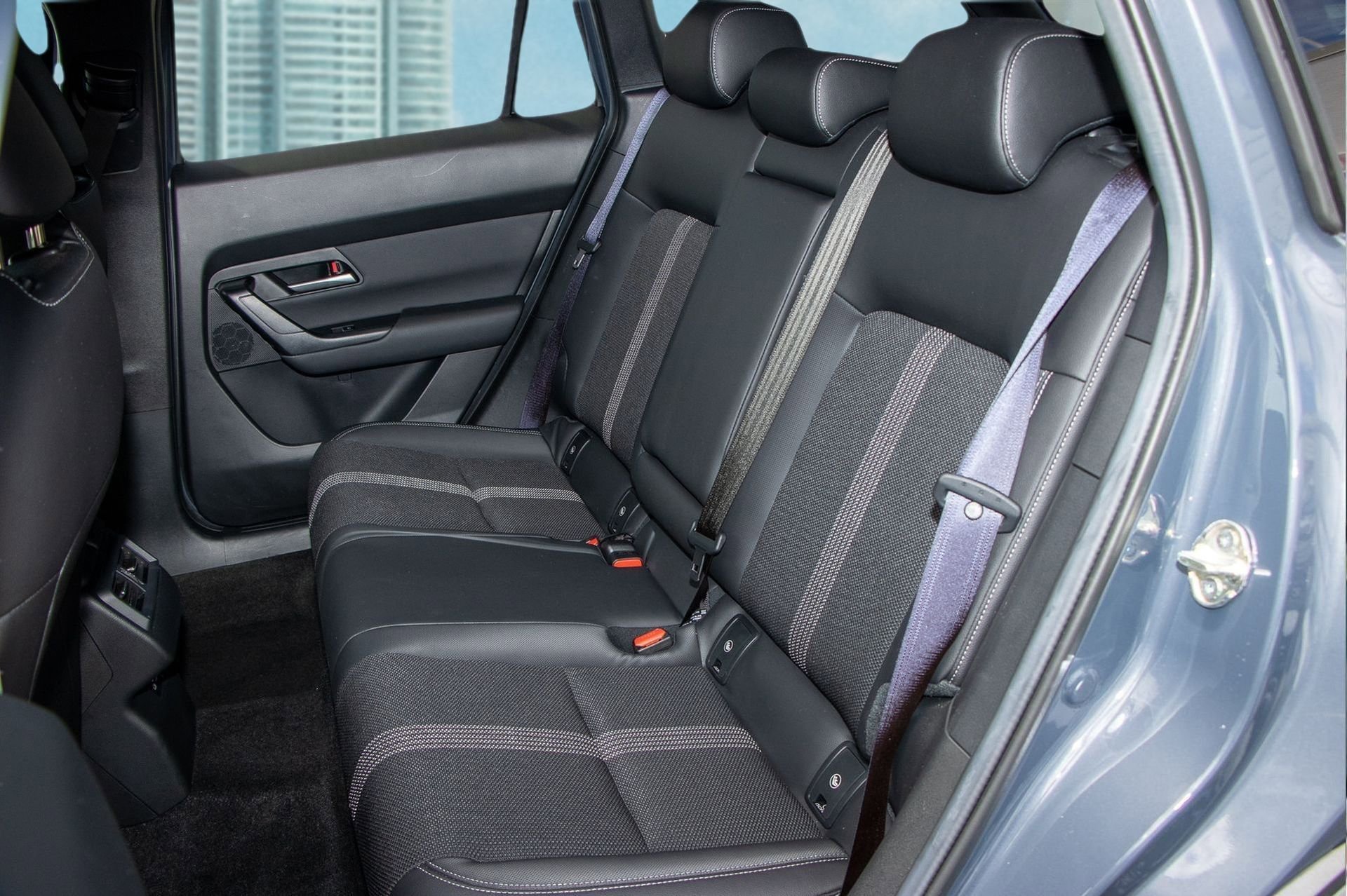 New 2025 MAZDA CX-50 AWD 2.5 S w/ Cargo Package image 7