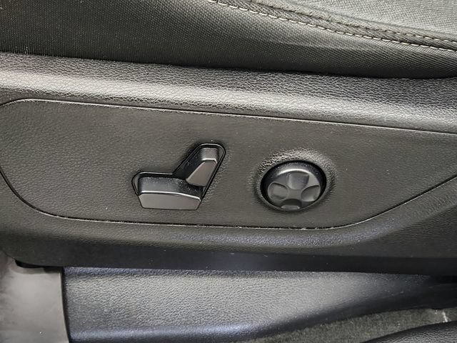 Used 2020 RAM 1500 Big Horn AWD/4WD image 18