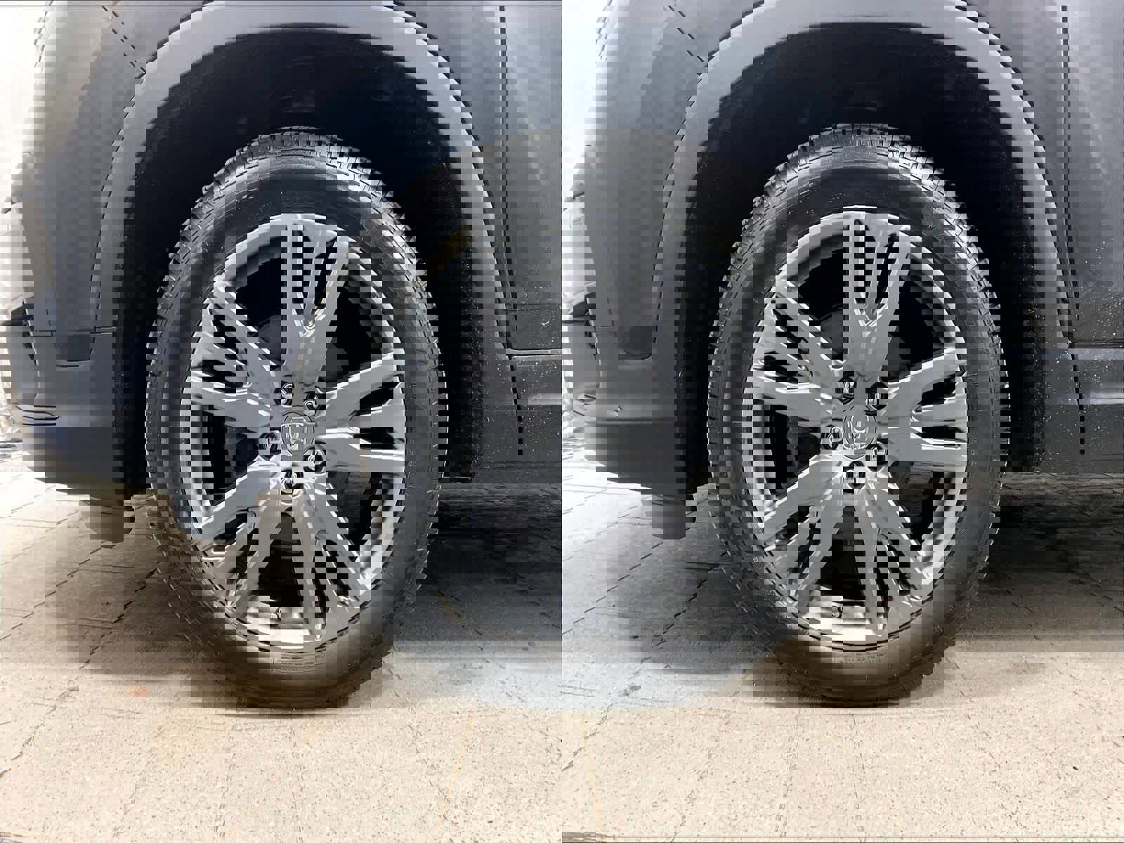 Used 2022 Honda Pilot Sport image 14