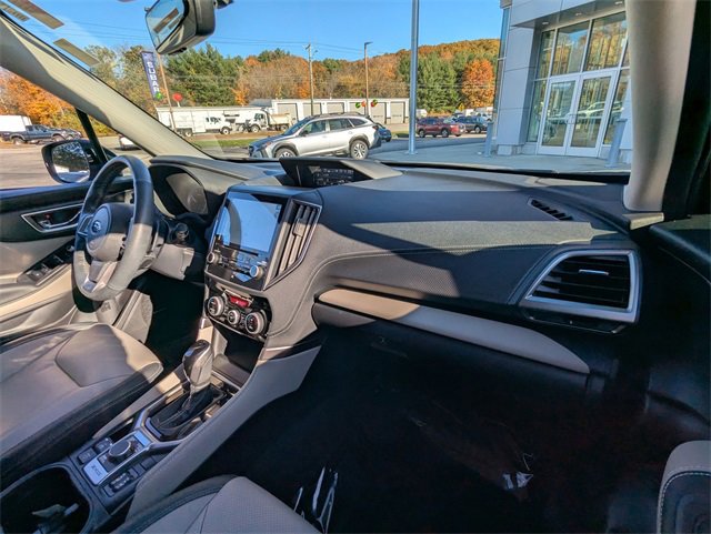 Used 2022 Subaru Forester Limited image 25