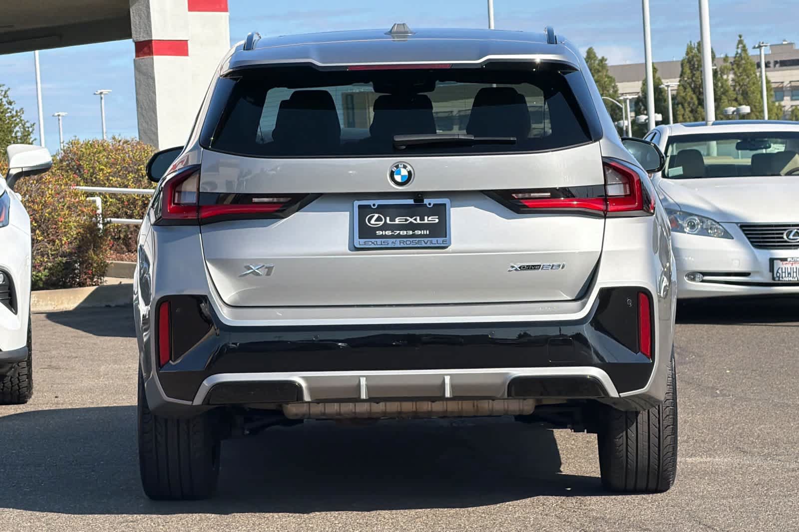 Used 2023 BMW X1 xDrive28i w/ Premium Package AWD/4WD image 8