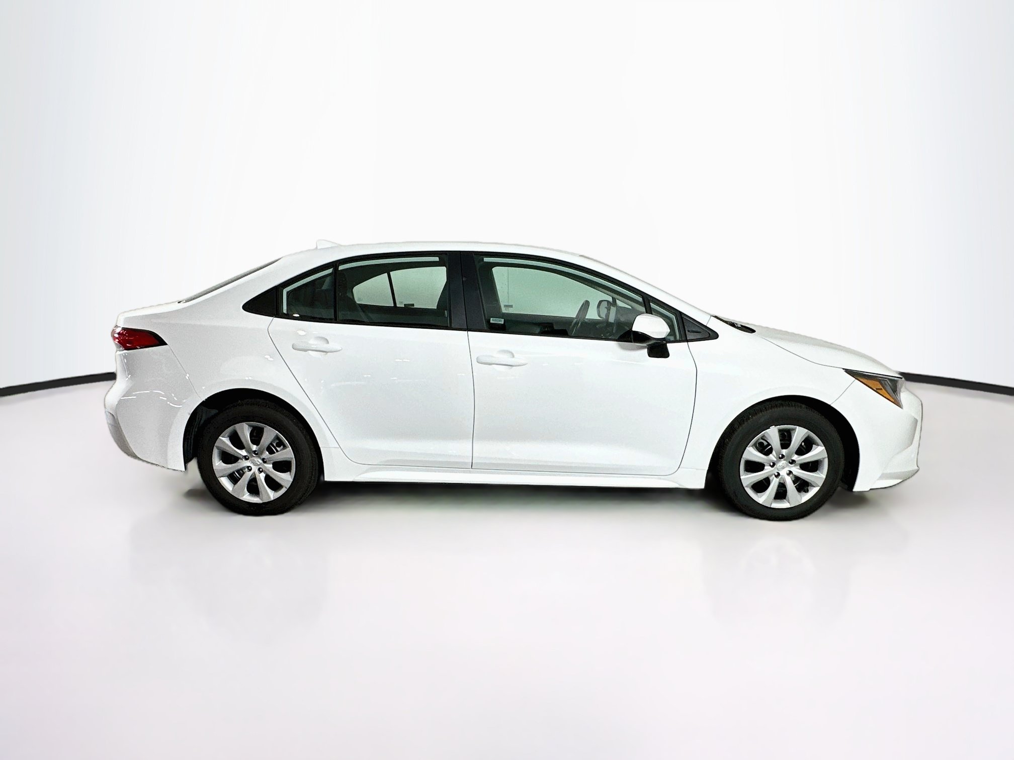 Used 2026 Toyota Corolla LE FWD image 10