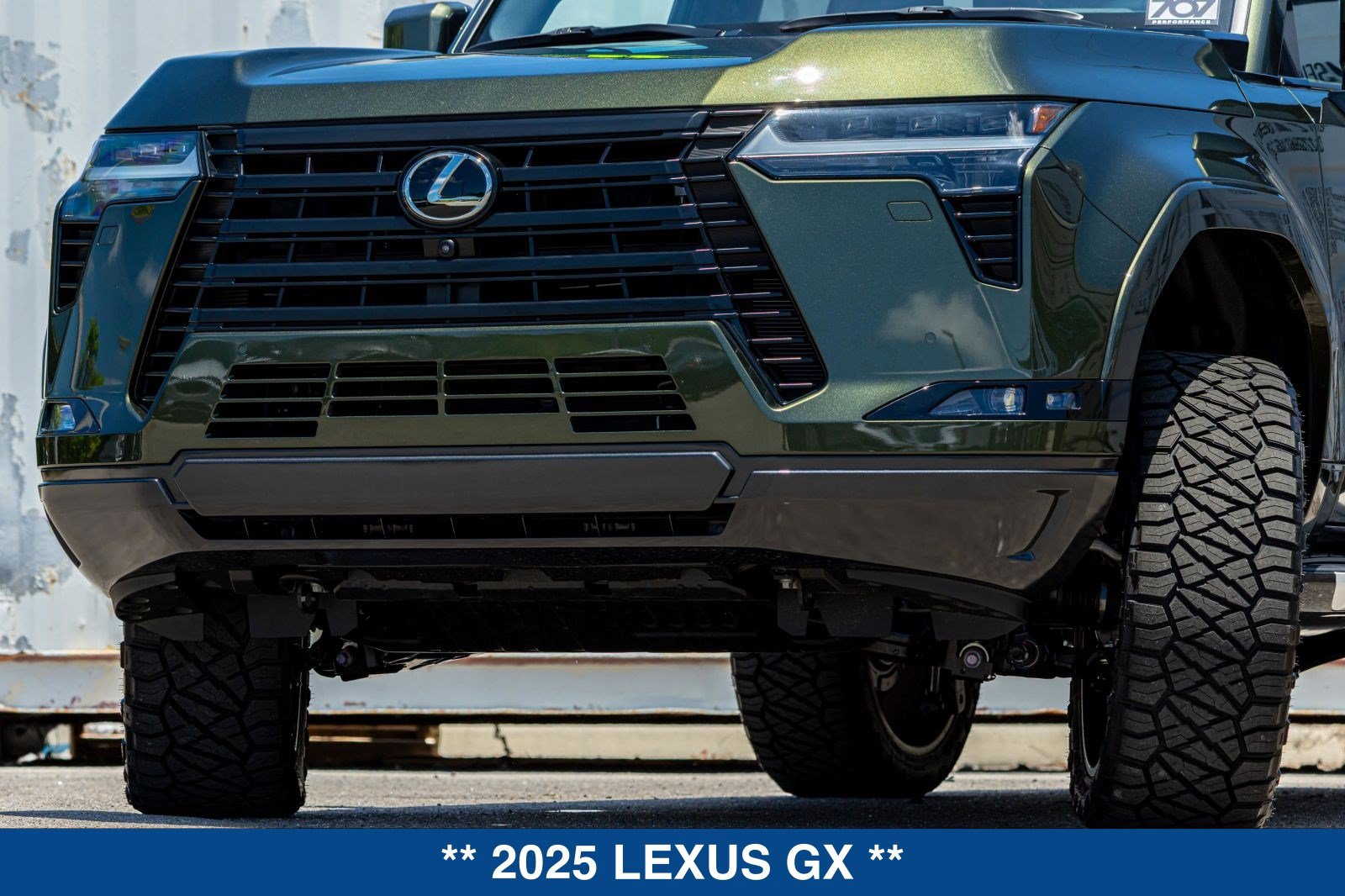 Used 2025 Lexus GX 550 w/ Accessory Package (Z1) AWD/4WD image 19