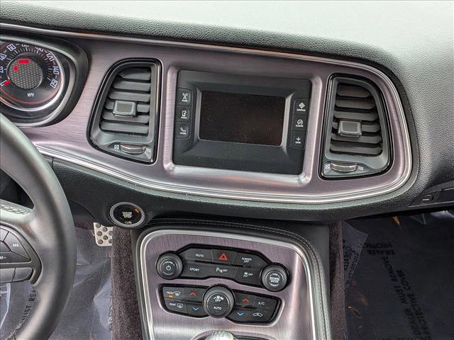 Used 2017 Dodge Challenger R/T image 12