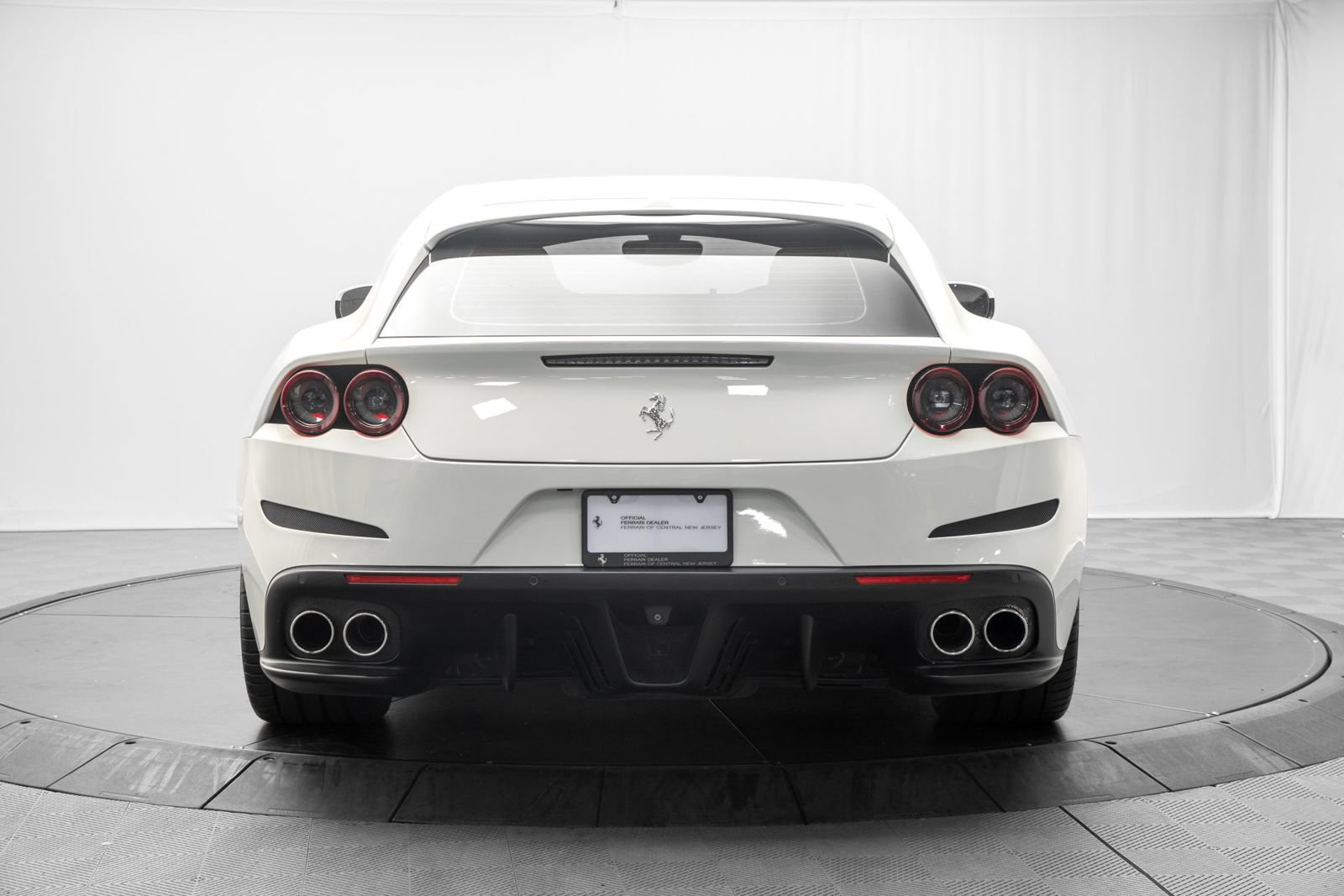 Used 2019 Ferrari GTC4Lusso AWD/4WD image 6