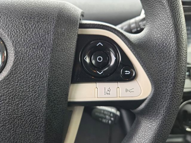 Certified 2017 Toyota Prius Two w/ Carpet Mat Package FWD image 24