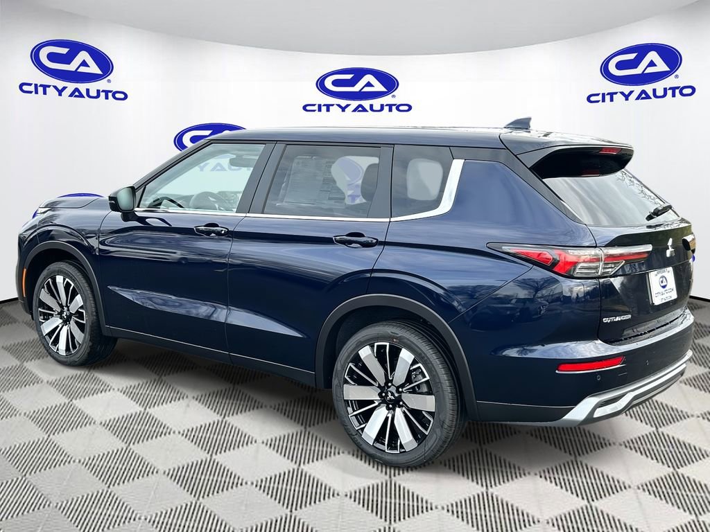 New 2026 Mitsubishi Outlander SE FWD image 5