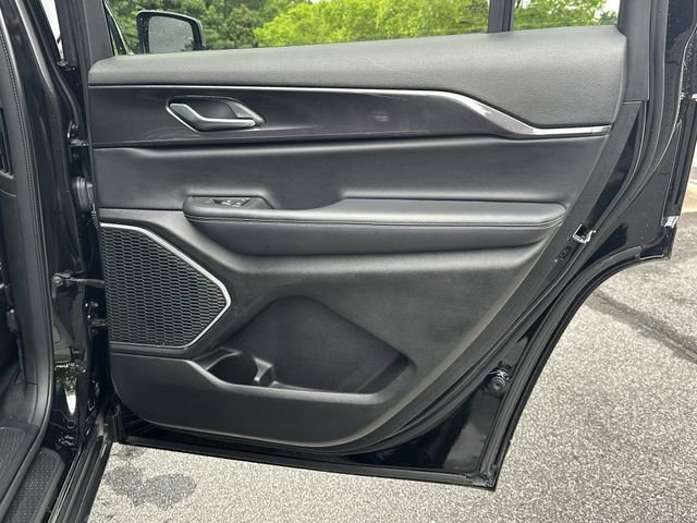 Used 2021 Jeep Grand Cherokee L Laredo AWD/4WD image 18