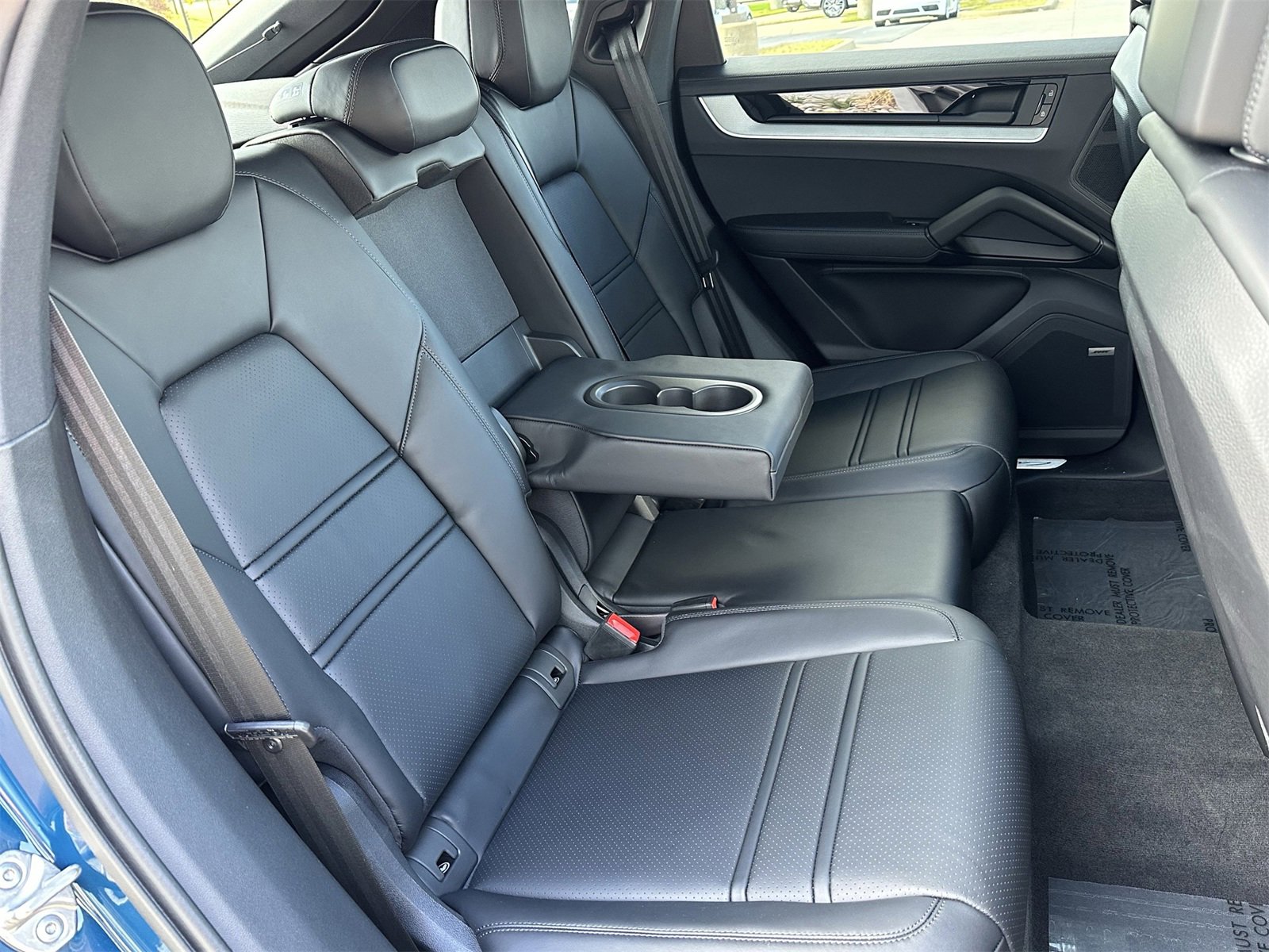 Certified 2024 Porsche Cayenne Coupe image 19