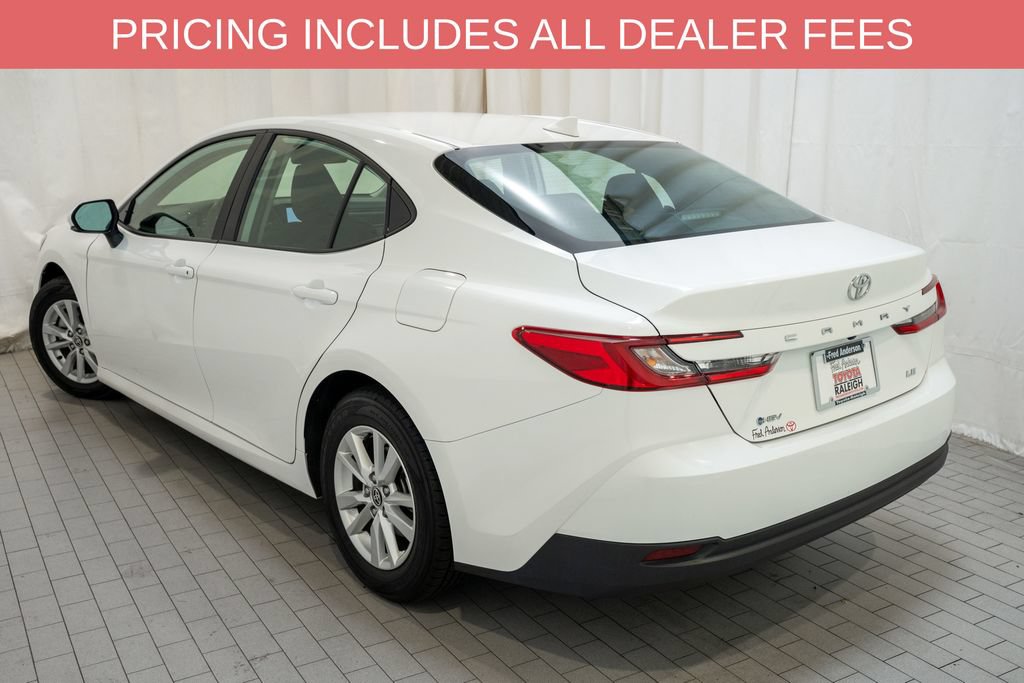 Used 2025 Toyota Camry LE FWD image 3