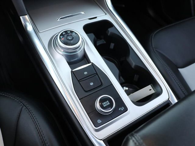 Used 2022 Ford Explorer XLT w/ Equipment Group 202A image 24