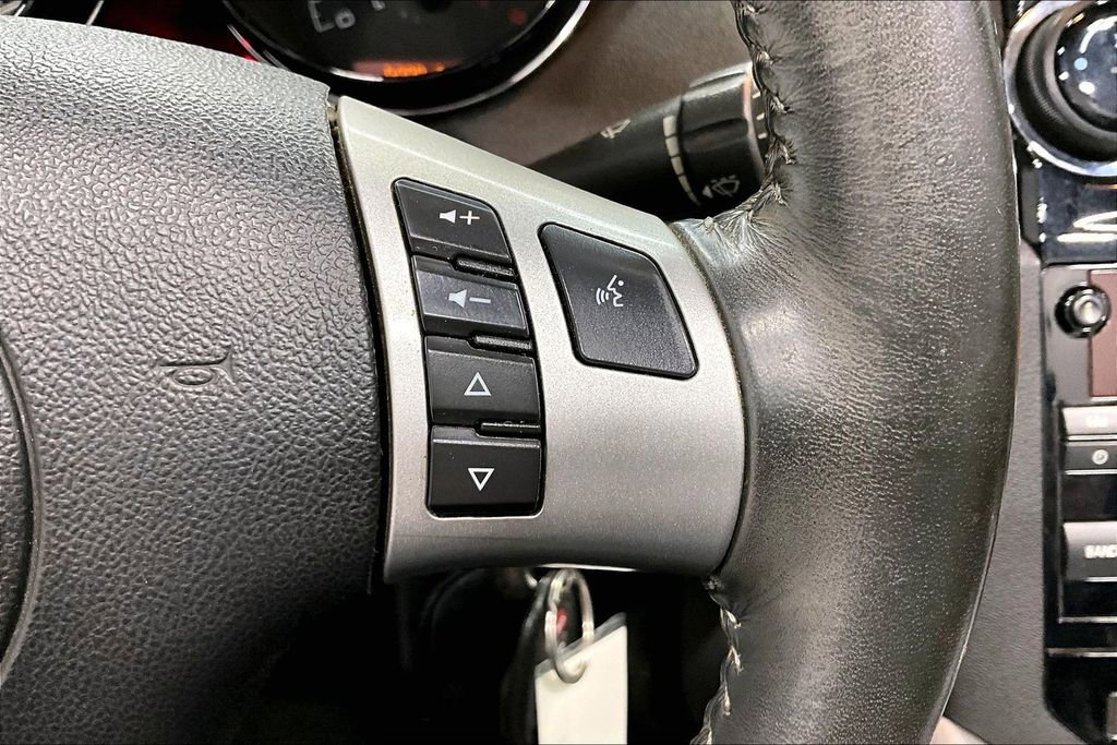 Used 2007 Saturn Sky w/ Premium Trim Pkg image 11