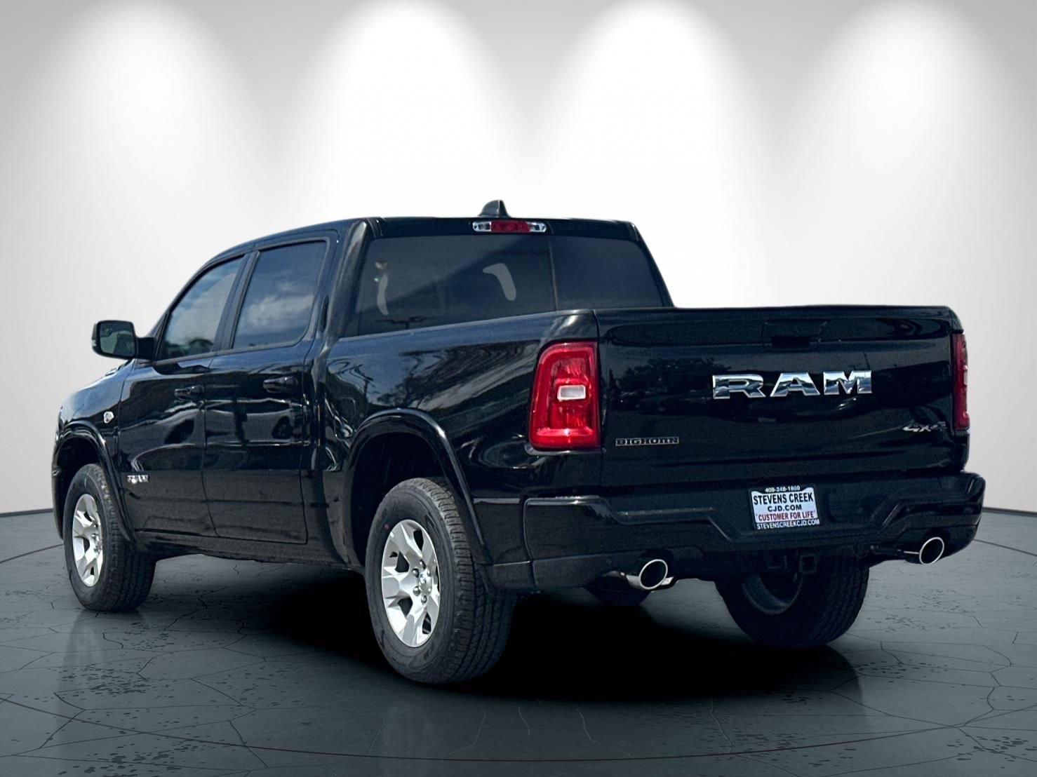 New 2026 RAM 1500 Big Horn AWD/4WD image 6