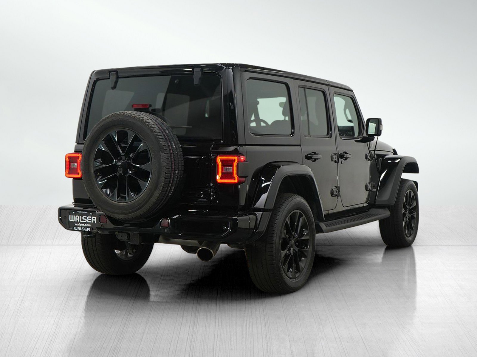 Used 2022 Jeep Wrangler Unlimited Sahara image 5
