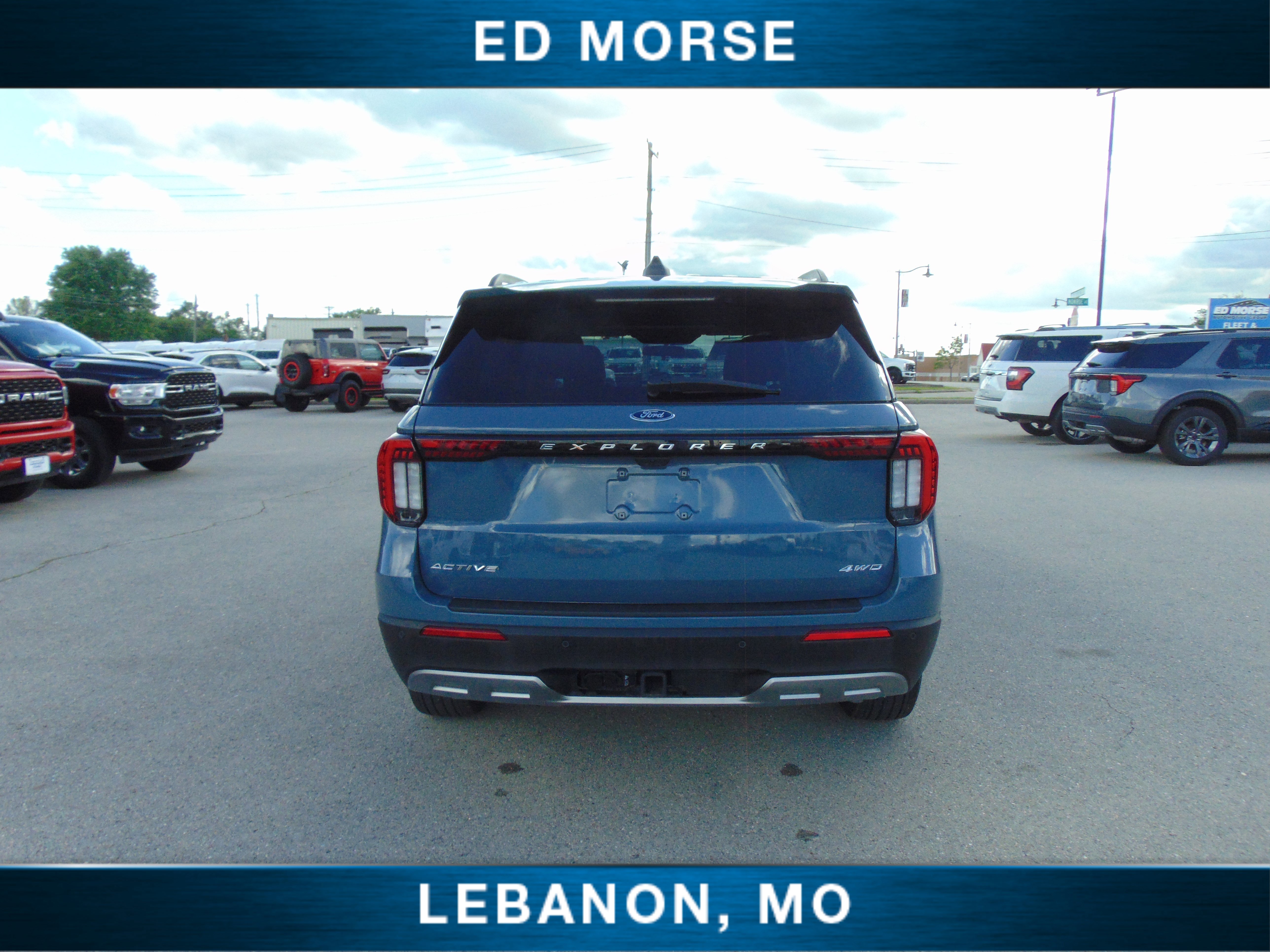 Certified 2025 Ford Explorer Active w/ Active Comfort Package AWD/4WD image 7