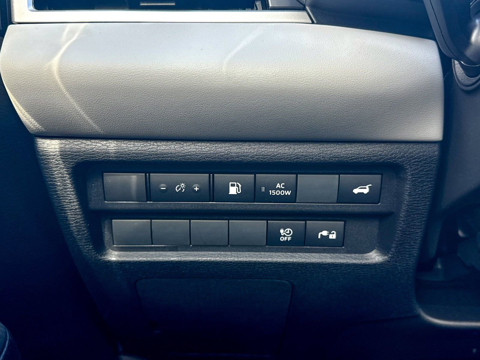 New 2025 Mitsubishi Outlander SEL image 45