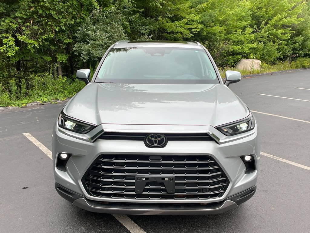 Used 2024 Toyota Grand Highlander AWD image 8
