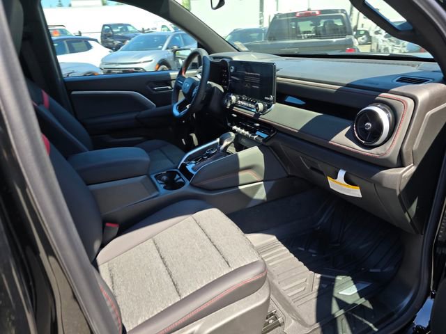 New 2025 Chevrolet Colorado Z71 image 11