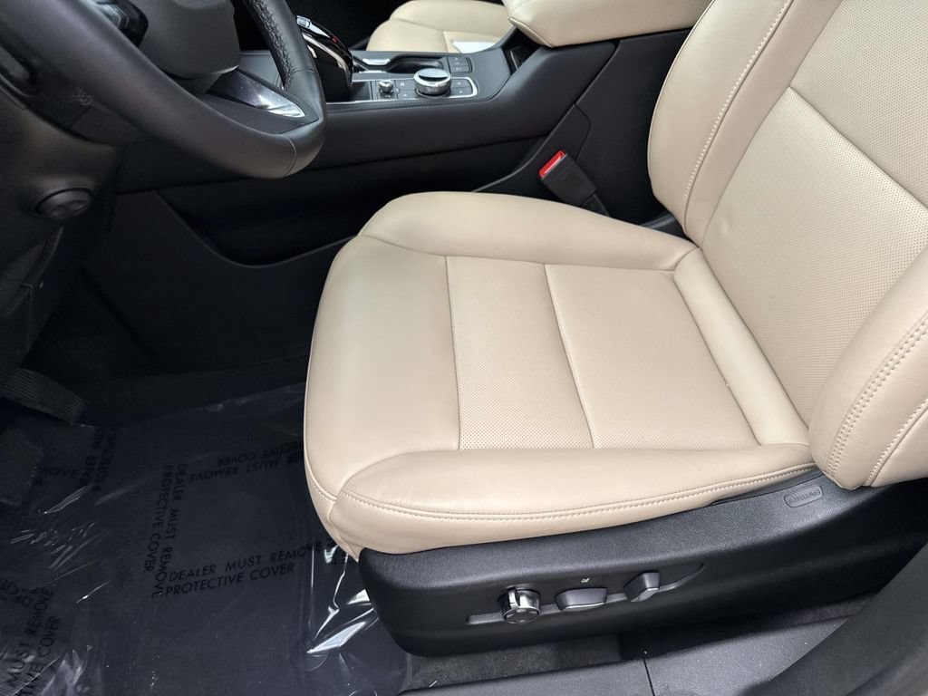 Certified 2024 Cadillac XT4 Premium Luxury w/ Active Safety Package AWD/4WD image 30