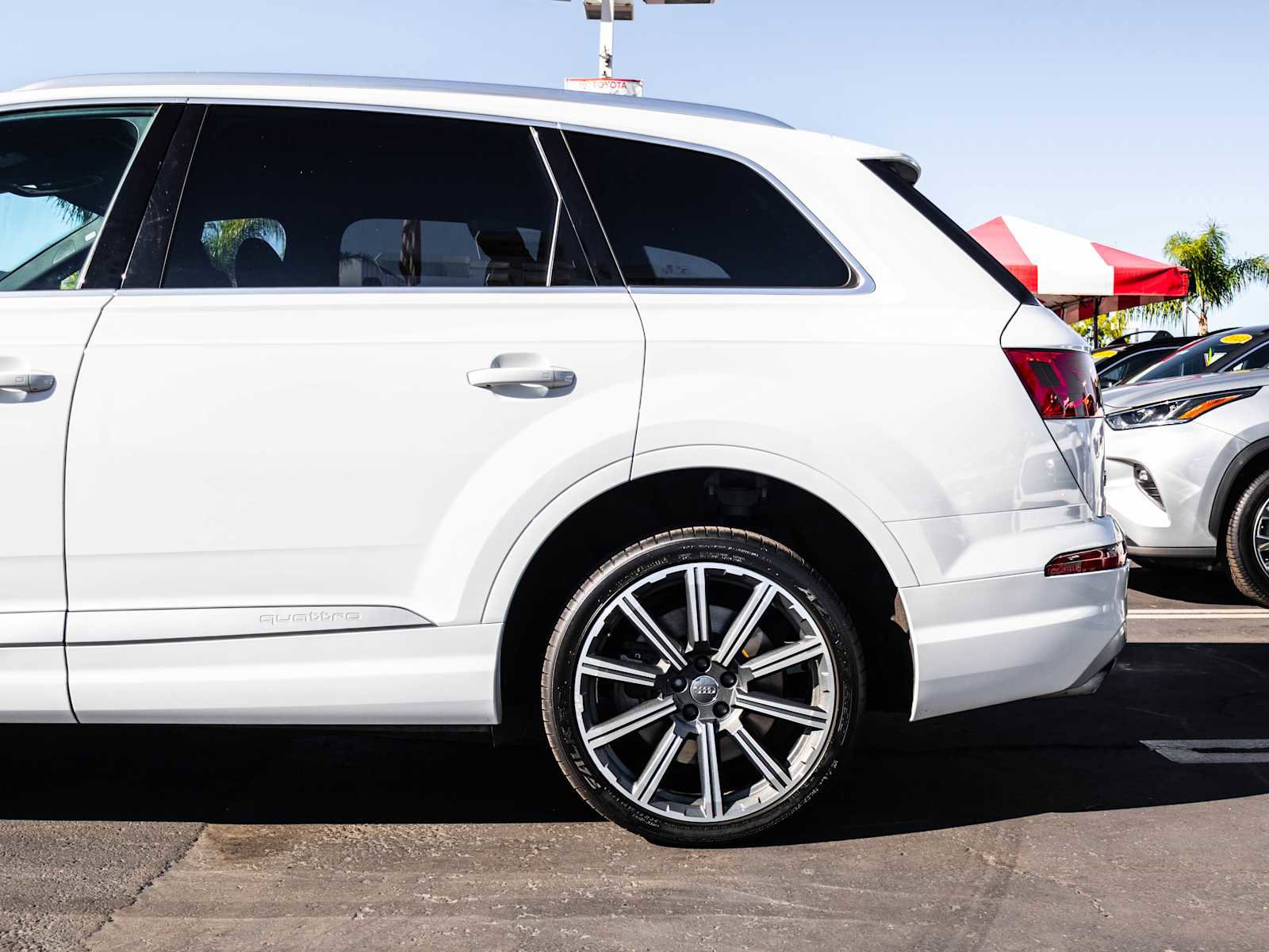 Used 2017 Audi Q7 3.0T Premium Plus image 8