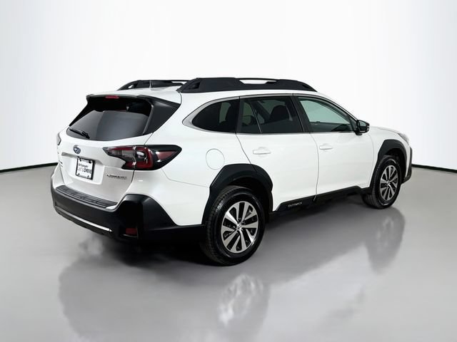 Used 2023 Subaru Outback Premium AWD/4WD image 9