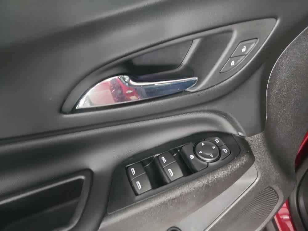Used 2019 Chevrolet Equinox LT FWD image 21