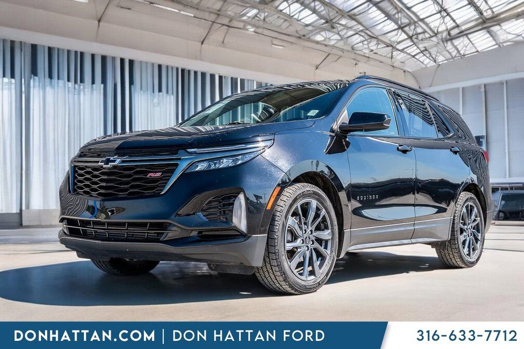 Used 2022 Chevrolet Equinox RS w/ LPO, Floor Liner Package image 1