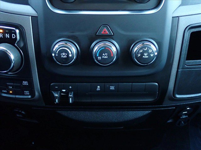 Used 2015 RAM 1500 Express AWD/4WD image 16